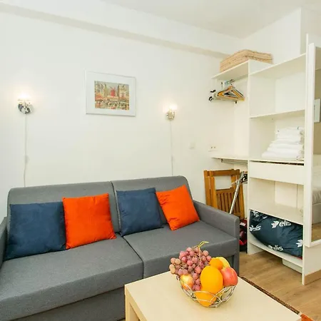 Champs Elysees - Arc De Triomphe Studio